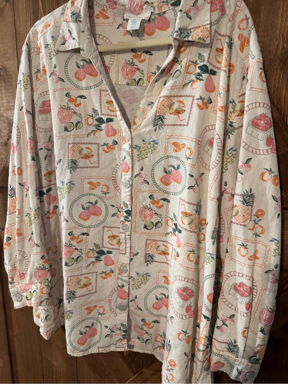VINTAGE CYNTHIA ROWLEY FRUIT STAMP Button-Front Print Blouse in Cream and Peach
